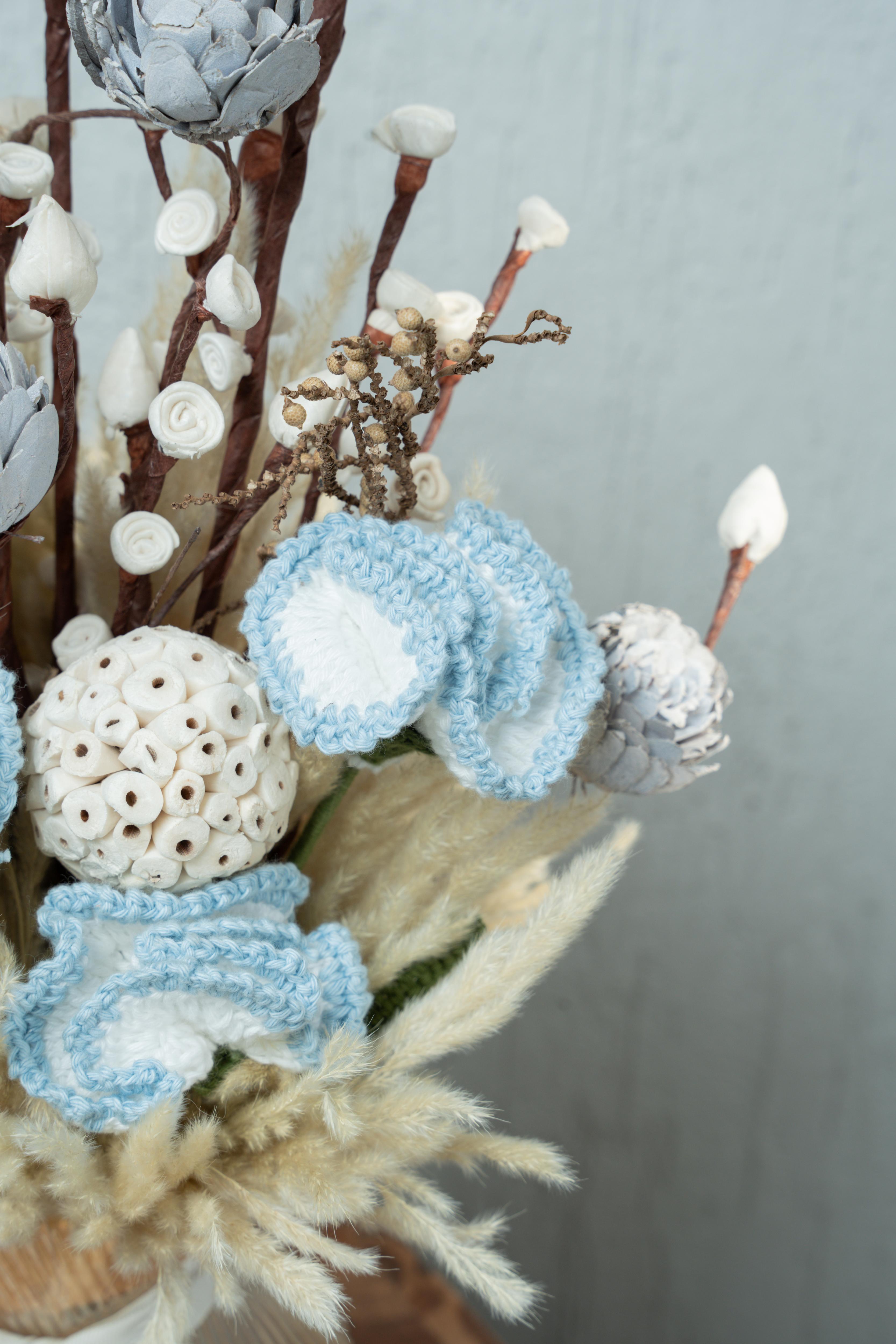Moonbeam Harmony - Unique Crochet Gifts